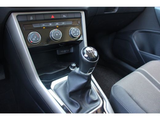Volkswagen T-Roc 1.0 TSI Style | NL-AUTO! | 1E EIGENAAR | ADAPTIVE CRUISE | LANE ASSIST | CAMERA | PARK SENS V+A |... ActivLease financial lease