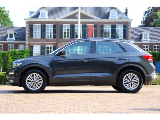 Volkswagen T-Roc 1.0 TSI Style | NL-AUTO! | 1E EIGENAAR | ADAPTIVE CRUISE | LANE ASSIST | CAMERA | PARK SENS V+A |... ActivLease financial lease