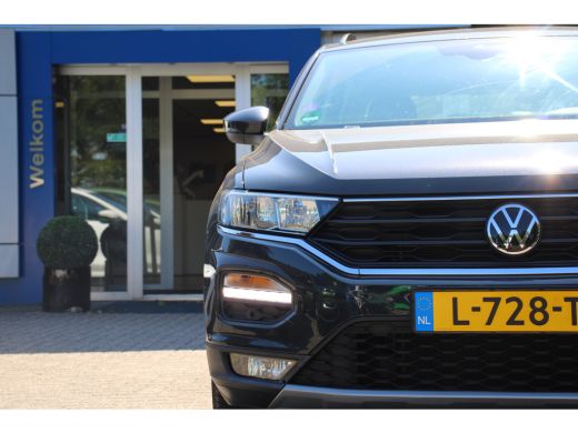 Volkswagen T-Roc 1.0 TSI Style | NL-AUTO! | 1E EIGENAAR | ADAPTIVE CRUISE | LANE ASSIST | CAMERA | PARK SENS V+A |... ActivLease financial lease