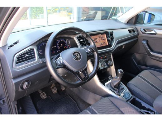 Volkswagen T-Roc 1.0 TSI Style | NL-AUTO! | 1E EIGENAAR | ADAPTIVE CRUISE | LANE ASSIST | CAMERA | PARK SENS V+A |... ActivLease financial lease