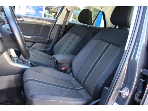 Volkswagen T-Roc 1.0 TSI Style | NL-AUTO! | 1E EIGENAAR | ADAPTIVE CRUISE | LANE ASSIST | CAMERA | PARK SENS V+A |... ActivLease financial lease