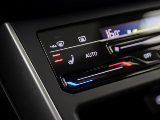 Volkswagen Taigo 1.0 TSI Sport (PANORAMADAK, 1e EIGENAAR, VIRTUAL COCKPIT, APPLE CARPLAY, GROOT NAVI, CLIMATE, STO... ActivLease financial lease