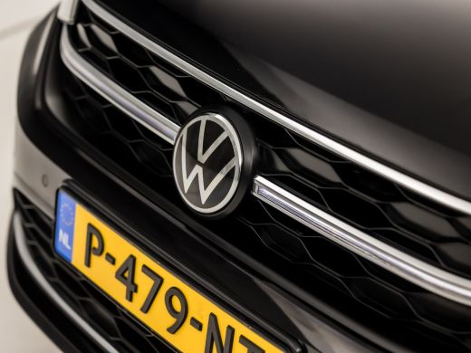Volkswagen Taigo 1.0 TSI Sport (PANORAMADAK, 1e EIGENAAR, VIRTUAL COCKPIT, APPLE CARPLAY, GROOT NAVI, CLIMATE, STO... ActivLease financial lease