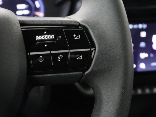 Alfa Romeo Junior Elettrica 54 kWh | SOH 97,3% | Adaptive cruise | Carplay | Full LED | Parkeerhulp | Climate contr... ActivLease financial lease