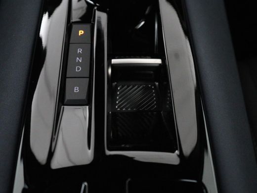 Alfa Romeo Junior Elettrica 54 kWh | SOH 97,3% | Adaptive cruise | Carplay | Full LED | Parkeerhulp | Climate contr... ActivLease financial lease