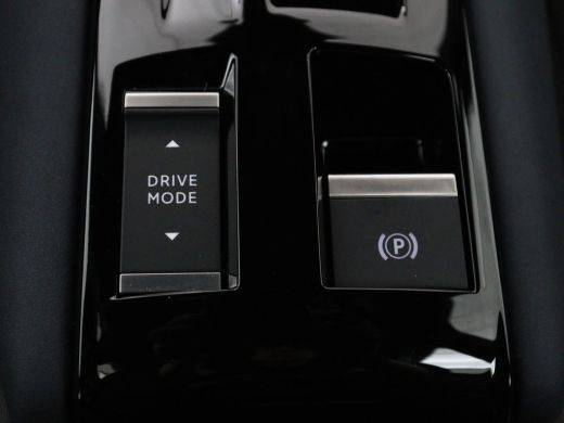 Alfa Romeo Junior Elettrica 54 kWh | SOH 97,3% | Adaptive cruise | Carplay | Full LED | Parkeerhulp | Climate contr... ActivLease financial lease
