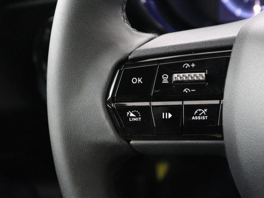 Alfa Romeo Junior Elettrica 54 kWh | SOH 97,3% | Adaptive cruise | Carplay | Full LED | Parkeerhulp | Climate contr... ActivLease financial lease