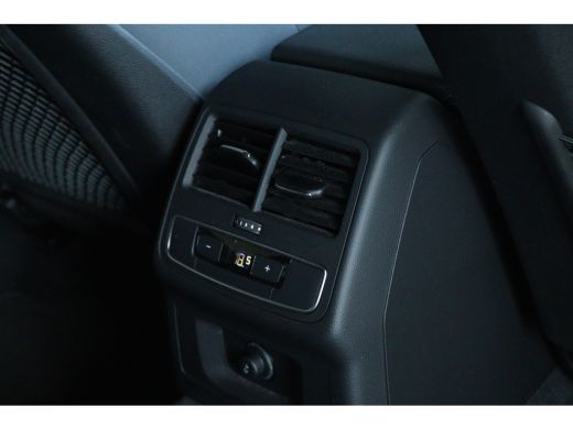 Audi A4 Avant 35 TFSI S edition Competition ''OP AFSPRAAK'' | Cruise Control | Stoelverwarming | Virtual ... ActivLease financial lease