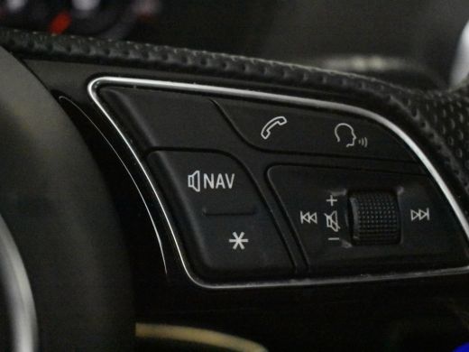 Audi Q2 35 TFSI 7-DSG S Edition l S-Line In en Exterieur l Virtual Cockpit l Climate Control l Cr Control... ActivLease financial lease