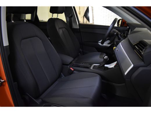 Audi Q3 45 TFSIe 245PK HYBRID EDITION NAVI/PDC/DRIVE-SELECT STOELVERW ActivLease financial lease