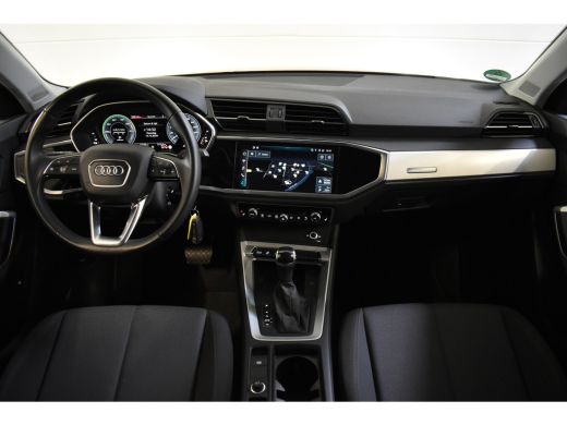 Audi Q3 45 TFSIe 245PK HYBRID EDITION NAVI/PDC/DRIVE-SELECT STOELVERW ActivLease financial lease