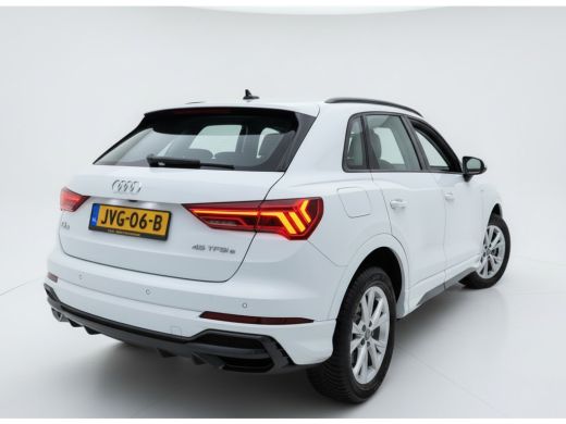 Audi Q3 45 TFSIe 245PK HYBRID S-TRONIC S-LINE PRO-LINE PHEV CARPLAY/NAVI/LED ActivLease financial lease