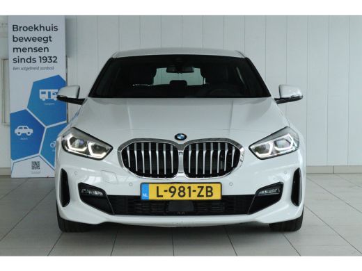 BMW 1 Serie 118i Business Edition M-SPORT "OP AFSPRAAK" | Cruise Control | Camera | Head-up | LED | Climate |... ActivLease financial lease
