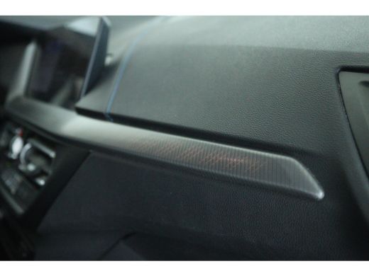 BMW 1 Serie 118i Business Edition M-SPORT "OP AFSPRAAK" | Cruise Control | Camera | Head-up | LED | Climate |... ActivLease financial lease