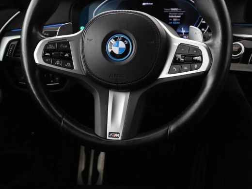 BMW 5 Serie Touring 530e xDrive M Sport | SOH 89,9% | Panoramadak | Head-Up | Full LED | Trekhaak | Carplay |... ActivLease financial lease