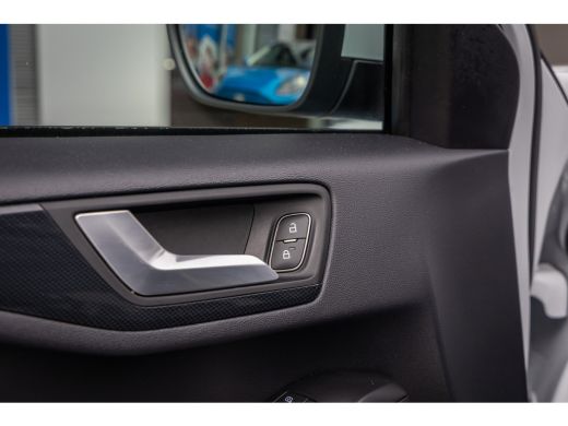Ford Focus 1.0 EcoBoost ST Line Business | Trekhaak | Apple Carplay/Android Auto | Parkeersensoren Voor/Acht... ActivLease financial lease