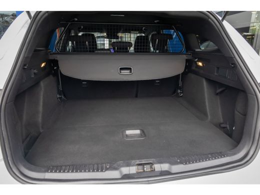 Ford Focus 1.0 EcoBoost ST Line Business | Trekhaak | Apple Carplay/Android Auto | Parkeersensoren Voor/Acht... ActivLease financial lease