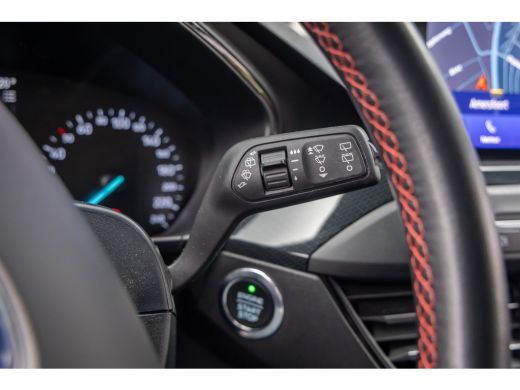 Ford Focus 1.0 EcoBoost ST Line Business | Trekhaak | Apple Carplay/Android Auto | Parkeersensoren Voor/Acht... ActivLease financial lease