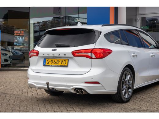 Ford Focus 1.0 EcoBoost ST Line Business | Trekhaak | Apple Carplay/Android Auto | Parkeersensoren Voor/Acht... ActivLease financial lease
