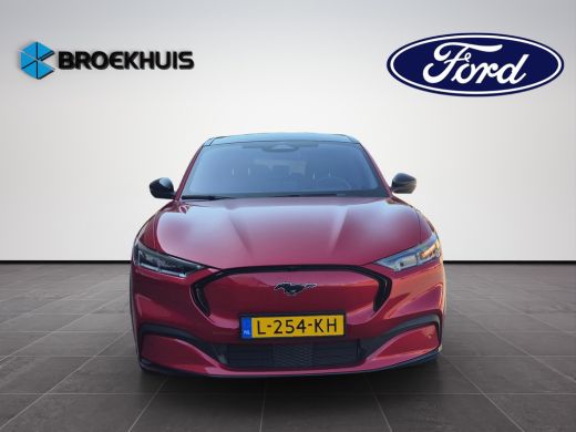 Ford Mustang Mach-E Mach-E AWD 75 kWh 258pk | Pano | Technology Pack+ | SOH 95% | ActivLease financial lease