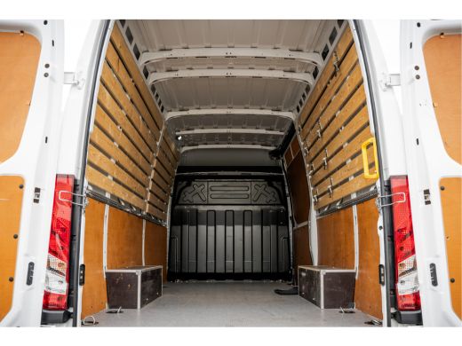 Iveco Daily 35S18 | 3.0L 180PK | Automaat | NW MODEL | 3.5T Trekgewicht | Camera | Carplay | Climate ActivLease financial lease