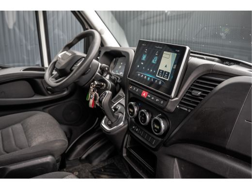 Iveco Daily 35S18 | 3.0L 180PK | Automaat | NW MODEL | 3.5T Trekgewicht | Camera | Carplay | Climate ActivLease financial lease