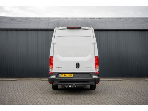 Iveco Daily 35S18 | 3.0L 180PK | Automaat | NW MODEL | 3.5T Trekgewicht | Camera | Carplay | Climate ActivLease financial lease