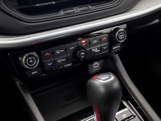 Jeep Compass 4xe 240 Plug-in Hybrid Electric 80th Anniversary 240Pk Automaat (VIRTUAL COCKPIT, APPLE CARPLAY, ... ActivLease financial lease