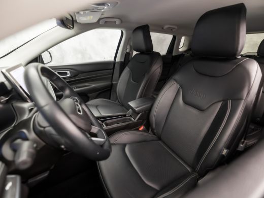 Jeep Compass 4xe 240 Plug-in Hybrid Electric 80th Anniversary 240Pk Automaat (VIRTUAL COCKPIT, APPLE CARPLAY, ... ActivLease financial lease