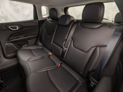 Jeep Compass 4xe 240 Plug-in Hybrid Electric 80th Anniversary 240Pk Automaat (VIRTUAL COCKPIT, APPLE CARPLAY, ... ActivLease financial lease