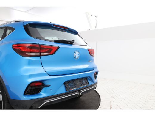 MG ZS EV EV Long Range Luxury 70 kWh Panorama, 360 camera, Apple carplay! ActivLease financial lease