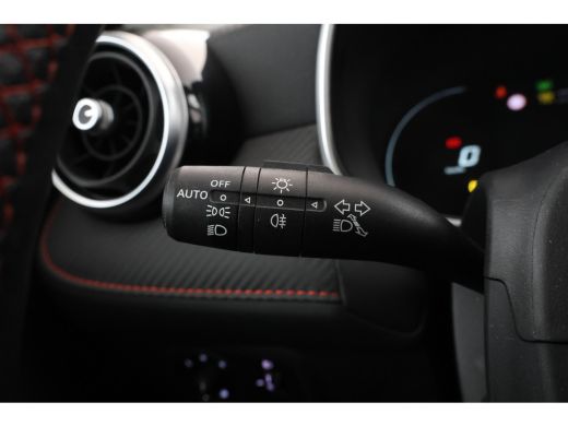 MG ZS EV EV Long Range Luxury 70 kWh Panorama, 360 camera, Apple carplay! ActivLease financial lease