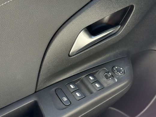Opel Corsa 1.2 GS Line Sportstoelen | Zwart dak | Cruise control | Apple carplay & Android auto ActivLease financial lease