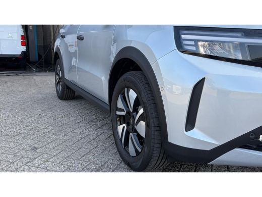 Opel Frontera GS - Electric | 11 kW boordlader | 17" Lichtmetalen velgen in Zwart met 215/60 R17 banden | Achte... ActivLease financial lease