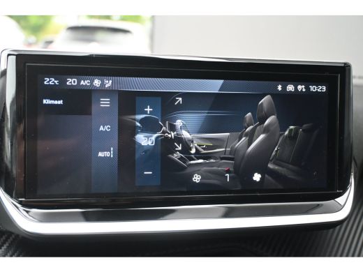 Peugeot 2008 1.2 PureTech 100 Allure | Navigatie | Keyless-Entry | Climate Control | Full-LED | Parkeersensore... ActivLease financial lease