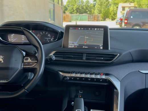 Peugeot 5008 1.2 AUT8 PREMIUM AVANTAGE 7 PERS PANODAK LEDER NAVI CAMERA  DIGI-DASH APPLE-CARPLAY LED LMV PDC ActivLease financial lease
