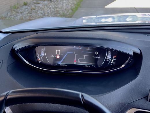 Peugeot 5008 1.2 AUT8 PREMIUM AVANTAGE 7 PERS PANODAK LEDER NAVI CAMERA  DIGI-DASH APPLE-CARPLAY LED LMV PDC ActivLease financial lease