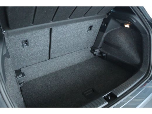 Seat Arona 1.0 TSI DSG Xperience Connect | Adapt. Cruise | Camera | Trekhaak | Stoelverwarming | LED | Keyle... ActivLease financial lease