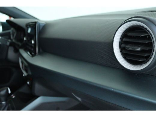 Seat Arona 1.0 TSI DSG Xperience Connect | Adapt. Cruise | Camera | Trekhaak | Stoelverwarming | LED | Keyle... ActivLease financial lease