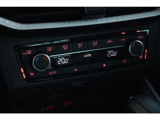 Seat Arona 1.0 TSI DSG Xperience Connect | Adapt. Cruise | Camera | Trekhaak | Stoelverwarming | LED | Keyle... ActivLease financial lease