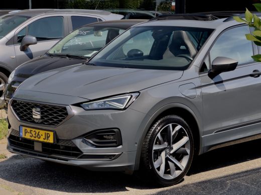 Seat Tarraco 1.4 TSI FR e-Hybrid AUT6 PHEV PANODAK LEDER NAVI CAMERA DIGI-DASH APPLE-CARPLAY LED LMV PDC ActivLease financial lease