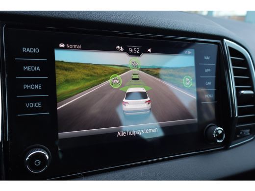 Skoda Karoq 1.5 TSI ACT Business Edition Plus 150PK AUTOMAAT | Apple Carplay/Android Auto|telefoonintegratie ... ActivLease financial lease