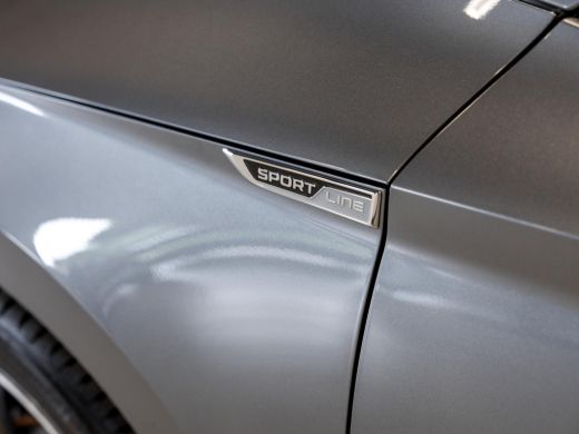 Skoda Superb Combi 1.4 TSI iV Sportline Business / 218pk / Trekhaak / Stoel en stuur verwarming / ActivLease financial lease