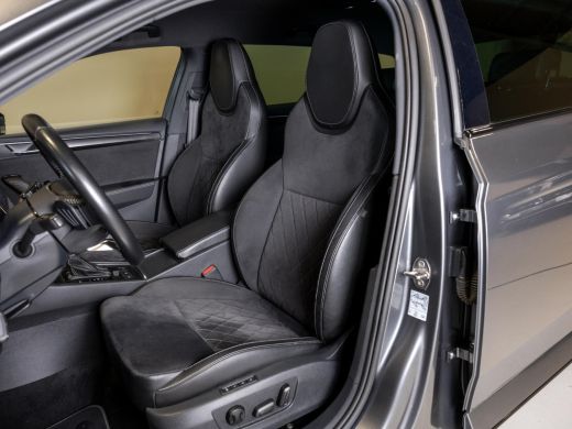 Skoda Superb Combi 1.4 TSI iV Sportline Business / 218pk / Trekhaak / Stoel en stuur verwarming / ActivLease financial lease