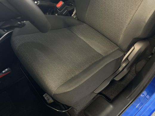 Suzuki Swift 1.2 Style Smart Hybrid |Demo BTW | Incl accessoirespakket twv. &euro;3.700 | Adaptieve cruise | Stoelv... ActivLease financial lease