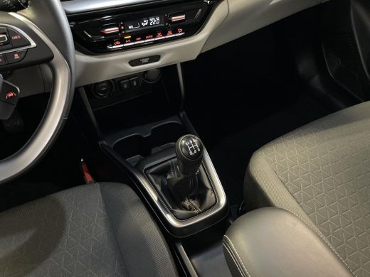 Suzuki Swift 1.2 Style Smart Hybrid |Demo BTW | Incl accessoirespakket twv. &euro;3.700 | Adaptieve cruise | Stoelv... ActivLease financial lease