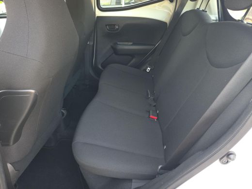 Toyota Aygo 1.0 VVT-i x-fun | Airco | Bluetooth | Rijklaar incl. garantie | ActivLease financial lease