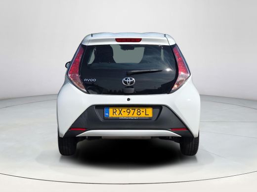 Toyota Aygo 1.0 VVT-i x-fun | Airco | Bluetooth | Rijklaar incl. garantie | ActivLease financial lease