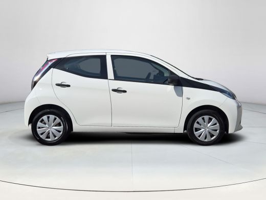 Toyota Aygo 1.0 VVT-i x-fun | Airco | Bluetooth | Rijklaar incl. garantie | ActivLease financial lease