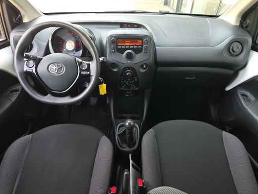 Toyota Aygo 1.0 VVT-i x-fun | Airco | Bluetooth | Rijklaar incl. garantie | ActivLease financial lease